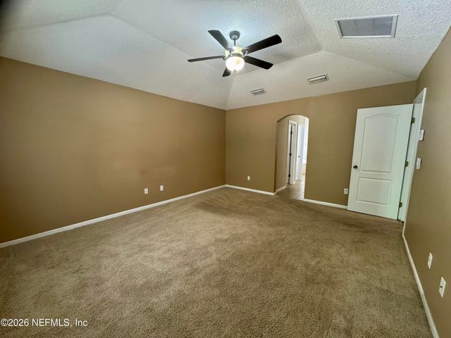 656 CHESTWOOD CHASE Drive, Orange Park, FL 32065