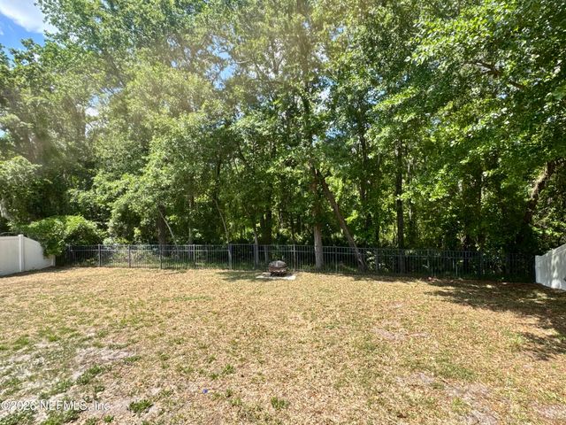 656 CHESTWOOD CHASE Drive, Orange Park, FL 32065