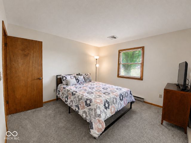 6 U Drive, Cloverdale, IN 46120