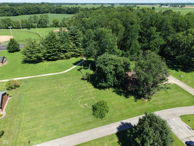 6 U Drive, Cloverdale, IN 46120