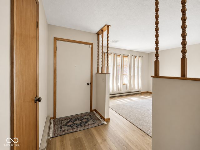 6 U Drive, Cloverdale, IN 46120