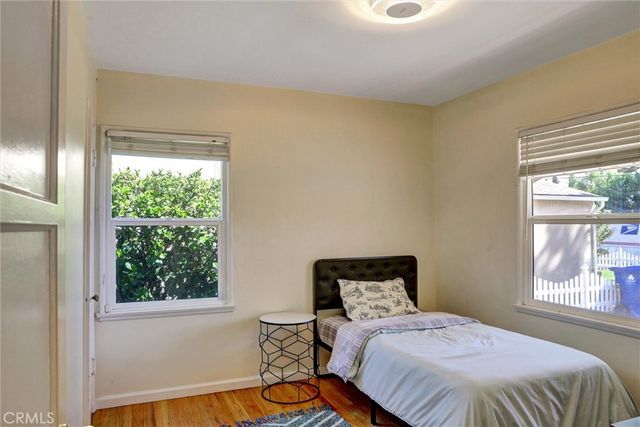 15123 Killion Street, Sherman Oaks, CA 91411