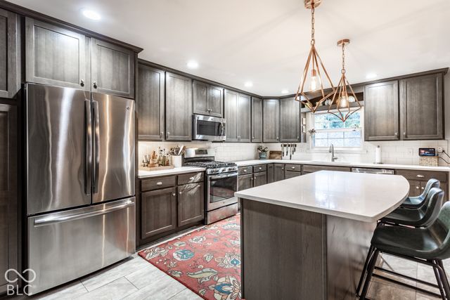 7346 King George Drive, Indianapolis, IN 46260
