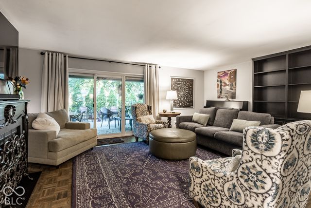 7346 King George Drive, Indianapolis, IN 46260