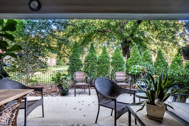 7346 King George Drive, Indianapolis, IN 46260