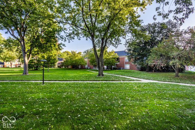 7346 King George Drive, Indianapolis, IN 46260