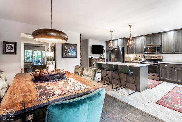 7346 King George Drive, Indianapolis, IN 46260