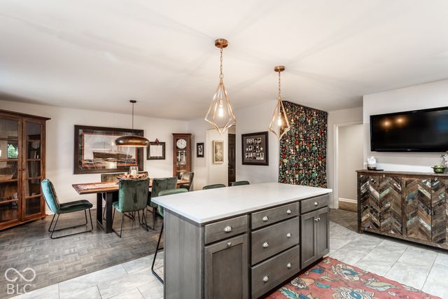 7346 King George Drive, Indianapolis, IN 46260