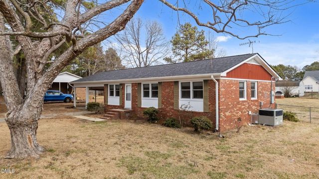 3398 Meadowlark Road, Dunn, NC 28334