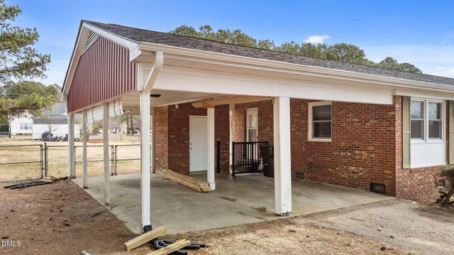 3398 Meadowlark Road, Dunn, NC 28334