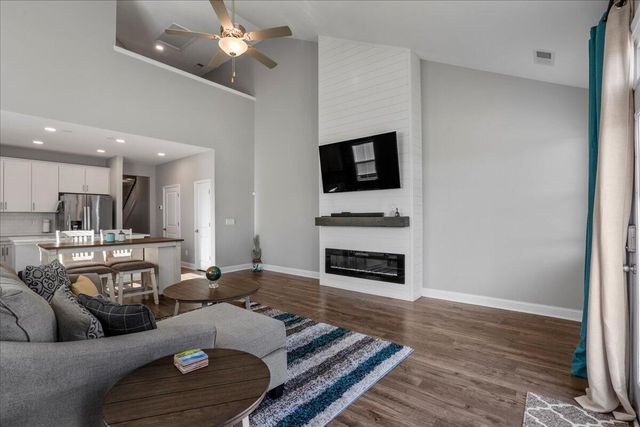 612 Ravensridge Lane, Moncks Corner, SC 29461