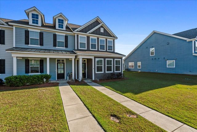 612 Ravensridge Lane, Moncks Corner, SC 29461