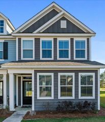 612 Ravensridge Lane, Moncks Corner, SC 29461