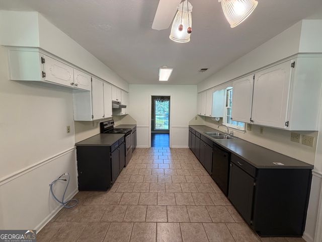 5400 Holland Drive, Columbus, GA 31909
