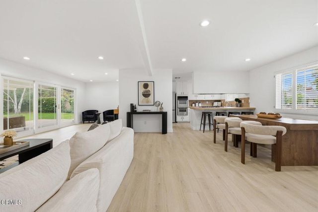 290 Columbia Road, Thousand Oaks, CA 91360