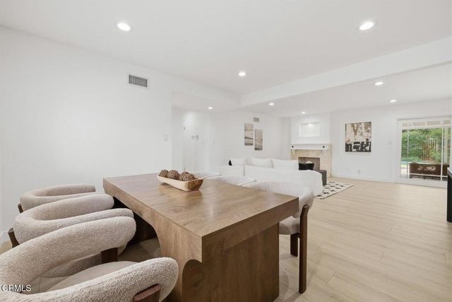 290 Columbia Road, Thousand Oaks, CA 91360