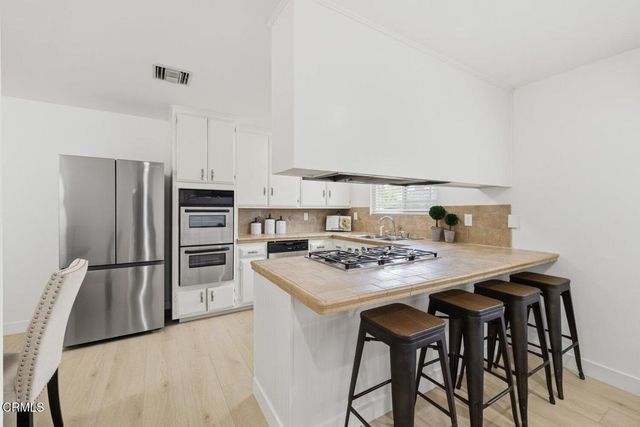 290 Columbia Road, Thousand Oaks, CA 91360