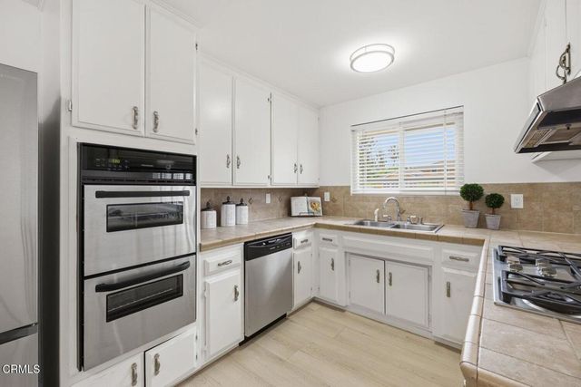 290 Columbia Road, Thousand Oaks, CA 91360