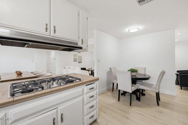 290 Columbia Road, Thousand Oaks, CA 91360