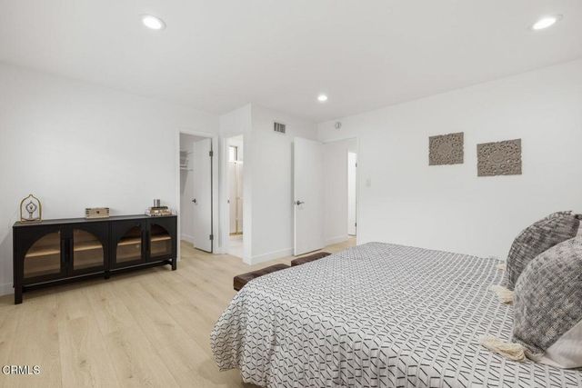 290 Columbia Road, Thousand Oaks, CA 91360