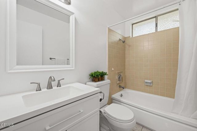 290 Columbia Road, Thousand Oaks, CA 91360