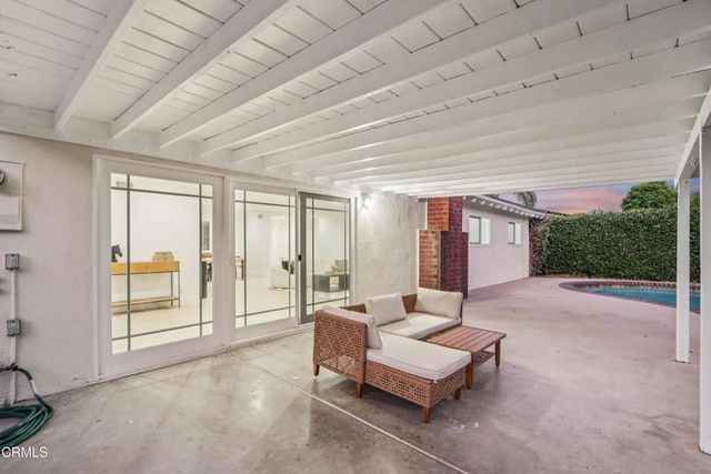 290 Columbia Road, Thousand Oaks, CA 91360