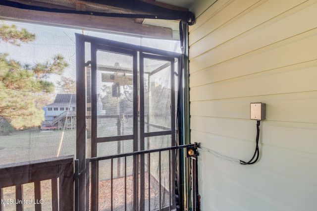 13372 River Road, Gulfport, MS 39503