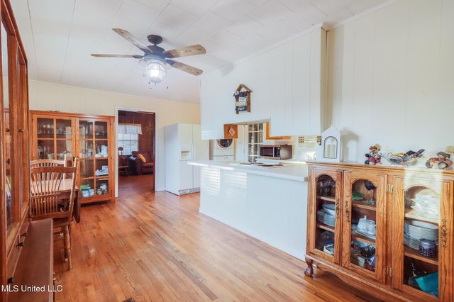 13372 River Road, Gulfport, MS 39503