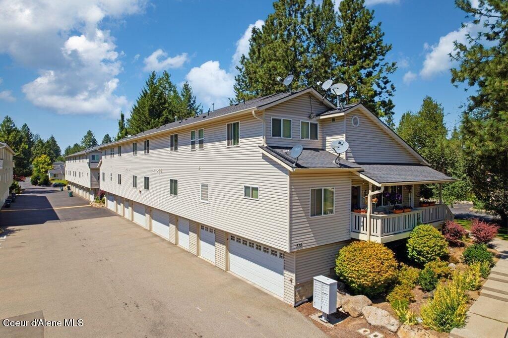 375 E Whispering Pines LN, UNIT 2, Coeur d'Alene, ID 83815 photo 2