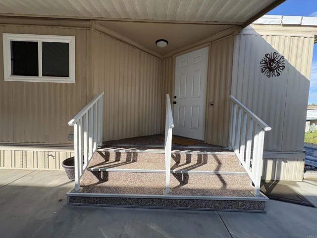 2400 Alpine Blvd 6, Alpine, CA 91901