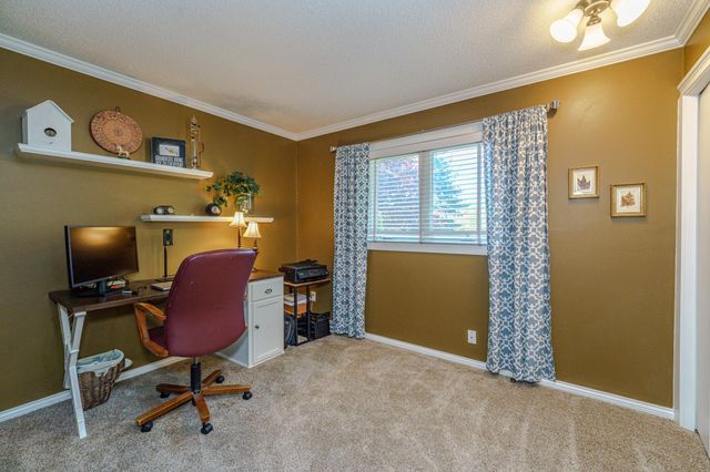 613 Chicago Drive, Burnsville, MN 55306
