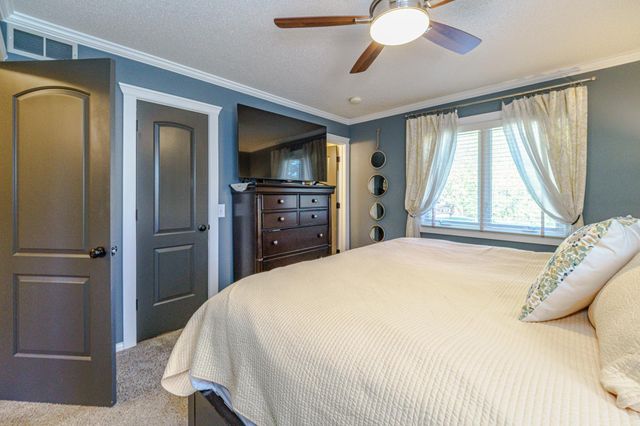613 Chicago Drive, Burnsville, MN 55306
