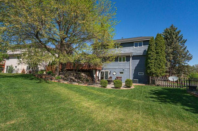 613 Chicago Drive, Burnsville, MN 55306