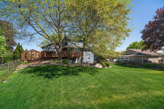 613 Chicago Drive, Burnsville, MN 55306