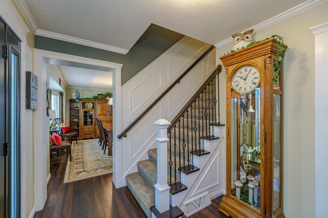 613 Chicago Drive, Burnsville, MN 55306