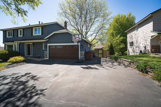 613 Chicago Drive, Burnsville, MN 55306