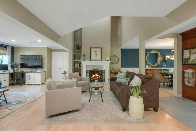 416 Sleepy Hollow Road, Briarcliff Manor, NY 10510