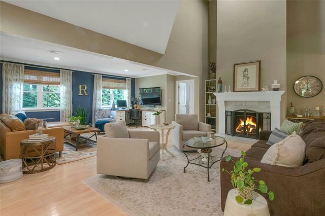416 Sleepy Hollow Road, Briarcliff Manor, NY 10510