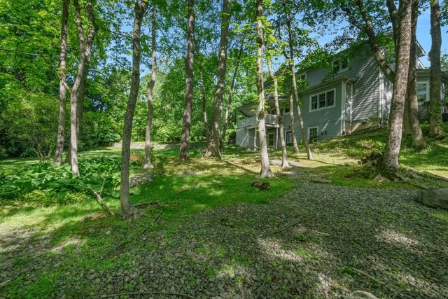 416 Sleepy Hollow Road, Briarcliff Manor, NY 10510