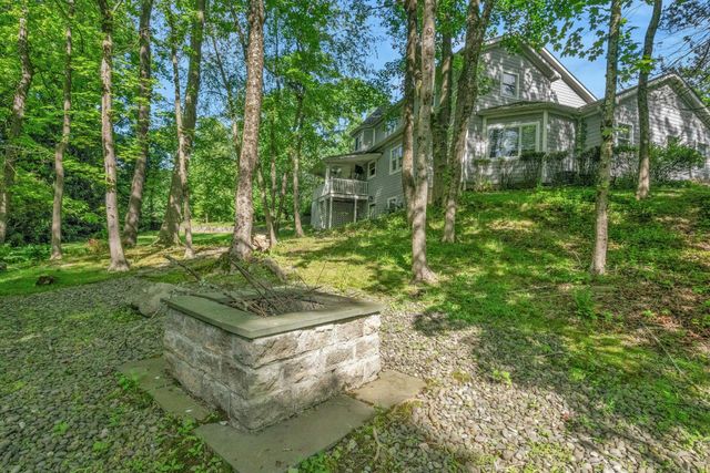 416 Sleepy Hollow Road, Briarcliff Manor, NY 10510
