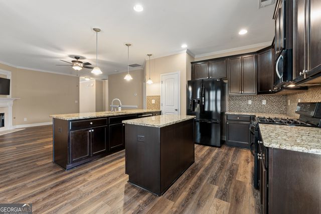 103 Hawthorne Ridge Circle, Dallas, GA 30132
