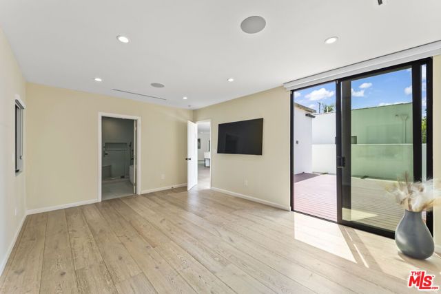 6459 Colgate Avenue, Los Angeles, CA 90048