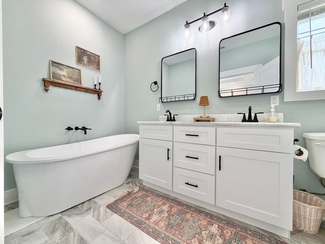92 Country Cove Drive, Rossville, GA 30741