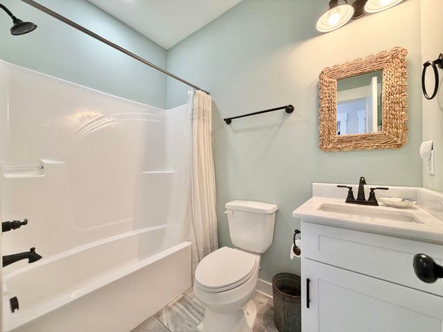 92 Country Cove Drive, Rossville, GA 30741