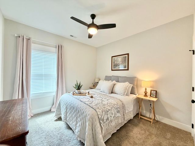 92 Country Cove Drive, Rossville, GA 30741