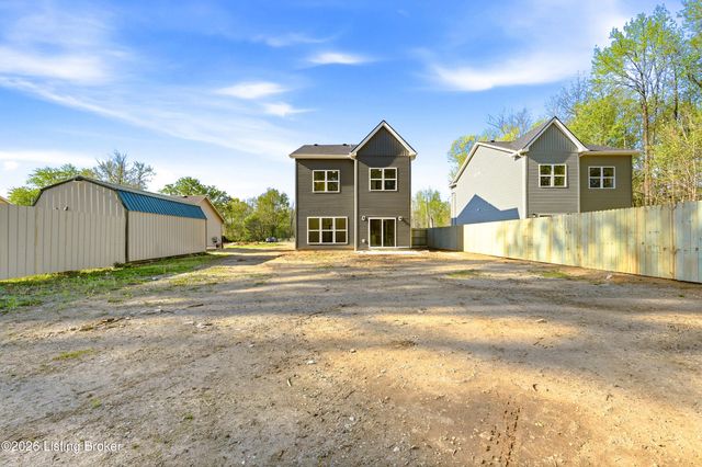 6590 Sylvania 6 Rd, Louisville, KY 40258