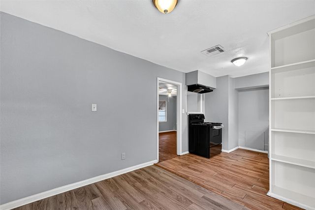 10106 Sierra Drive, Houston, TX 77051
