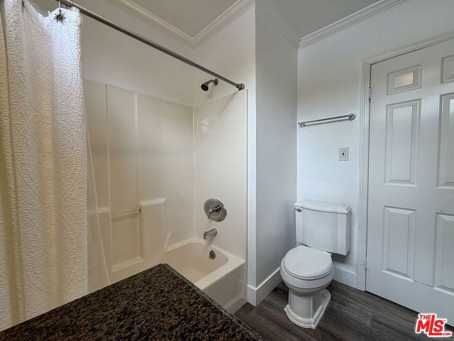 4000 Denny Avenue, Studio City, CA 91604