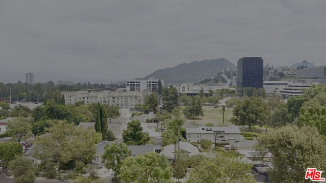 4000 Denny Avenue, Studio City, CA 91604