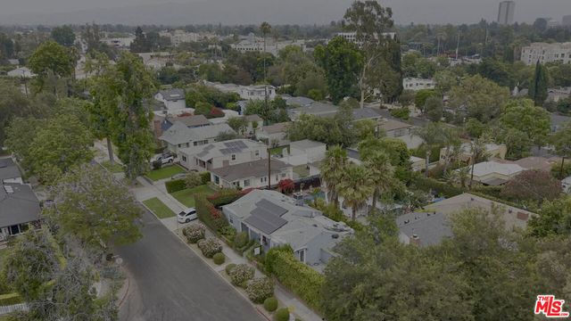 4000 Denny Avenue, Studio City, CA 91604